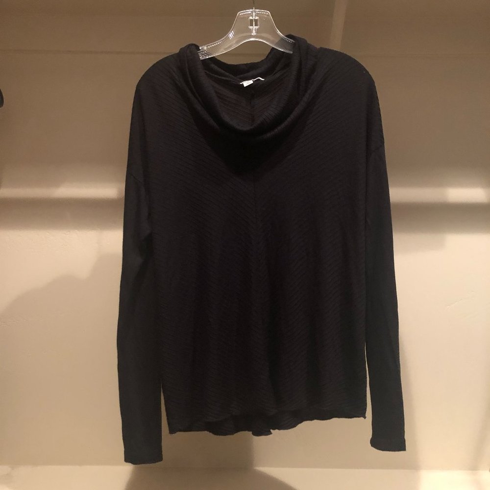 Halogen Black Long Sleeve Top Size Medium